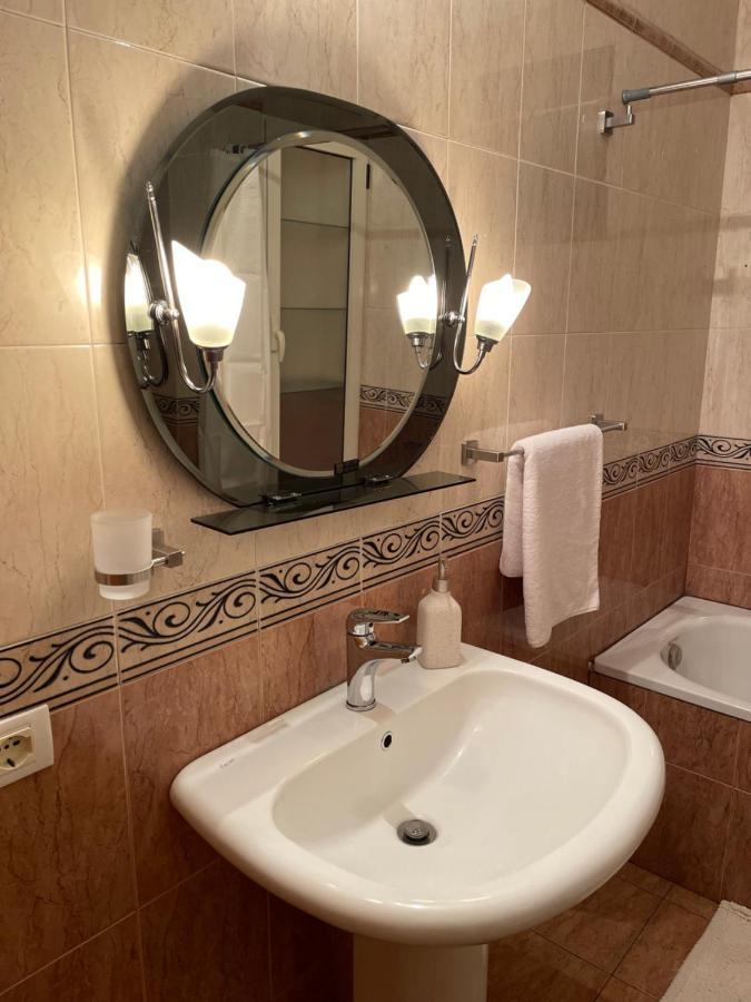 Apartment Proper 1